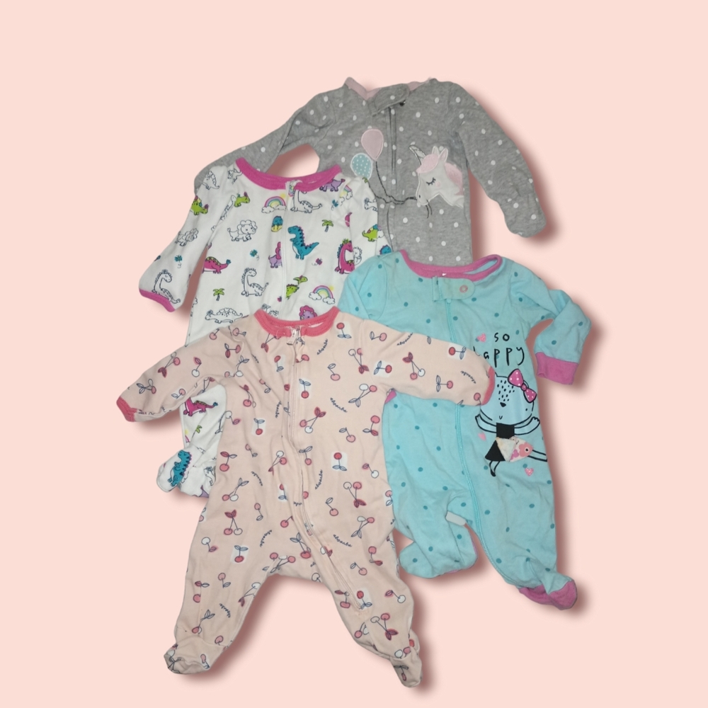 Set of 4 Girl Sleepers. Zip up. NB-3M
